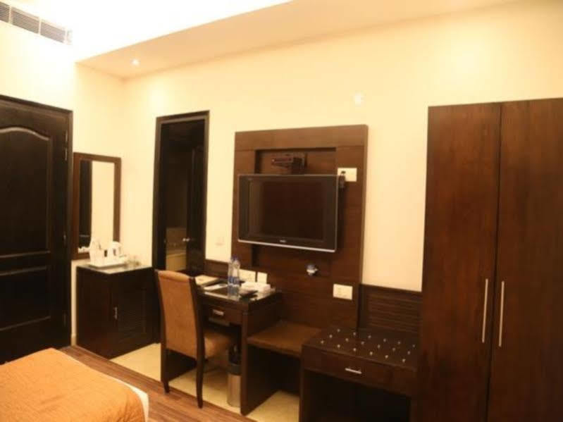 Jht Hotels 뉴델리 외부 사진